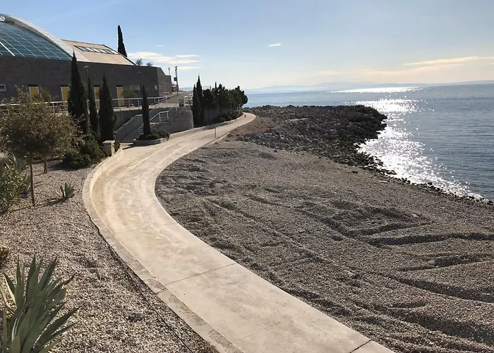 Creska Iv アパート