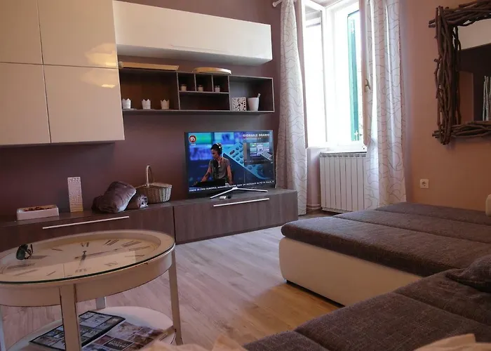 아파트 Creska Iv *